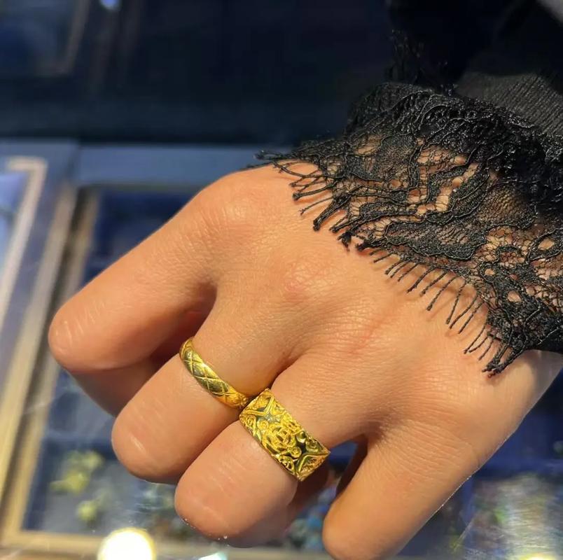 匠心與珍藏 加工一枚10克吉言金戒指 | 為何“低克重、高祝?！闭餍校?>
</a>
<div   id=
